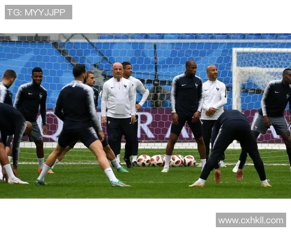 法国与比利时球迷的激情对决与文化碰撞解析